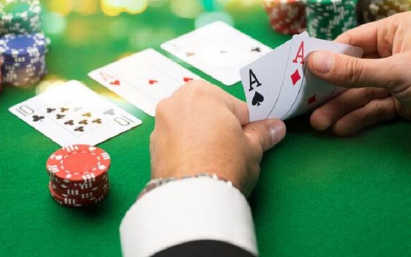 kiem-tien-tu-game-bai-poker-2